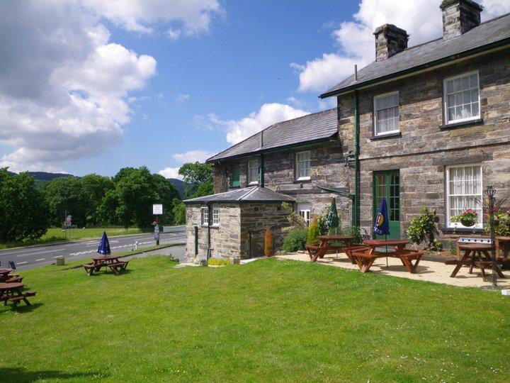 The Oakeley Arms Hotel Maentwrog Buitenkant foto
